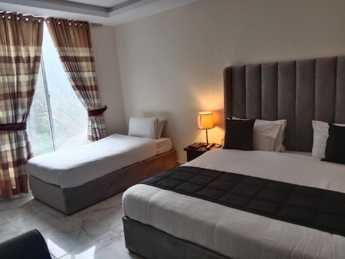 Manila Heights Hotel Naran Exteriér fotografie